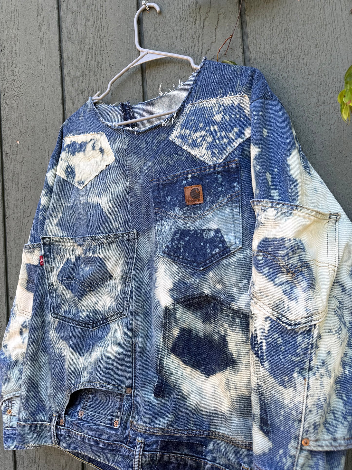 Carhartt / Levi’s Bleached mens top