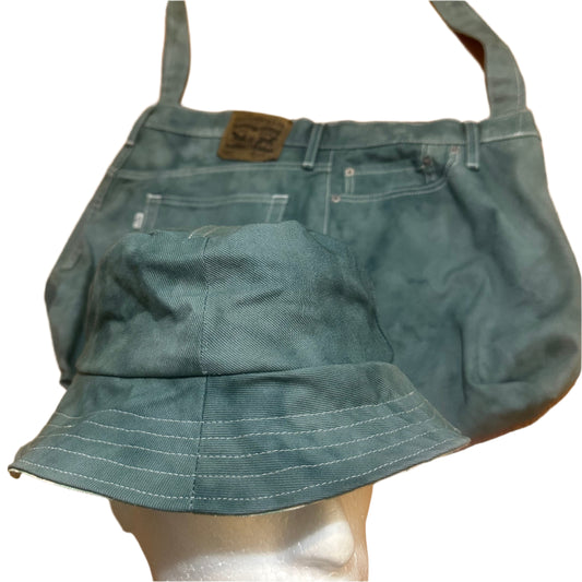 Levi's Tote Bag/Reversible Bucket Hat